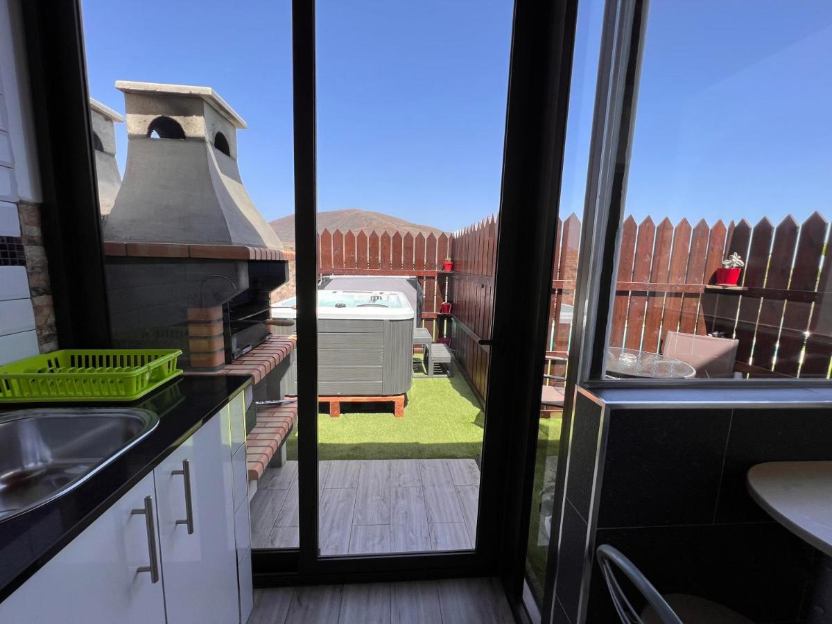 Estudio Agradable, Con Jacuzzi, Terraza Y Barbacoa, Totalmente Independiente Apartment Коралео Екстериор снимка