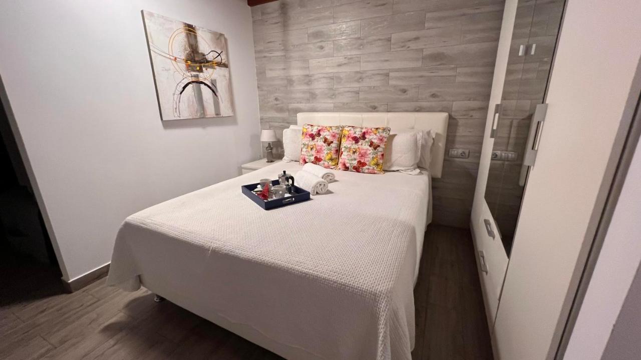 Estudio Agradable, Con Jacuzzi, Terraza Y Barbacoa, Totalmente Independiente Apartment Коралео Екстериор снимка